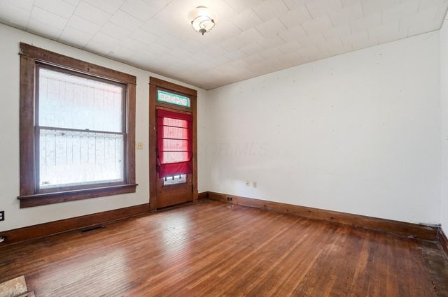 2433 N 4th Street, Columbus, OH 43202