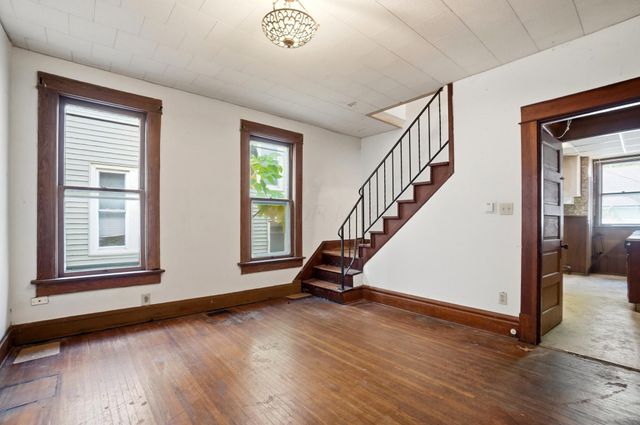 2433 N 4th Street, Columbus, OH 43202