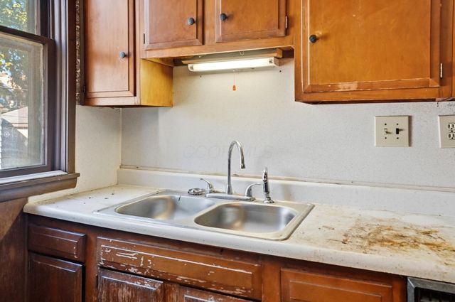 2433 N 4th Street, Columbus, OH 43202