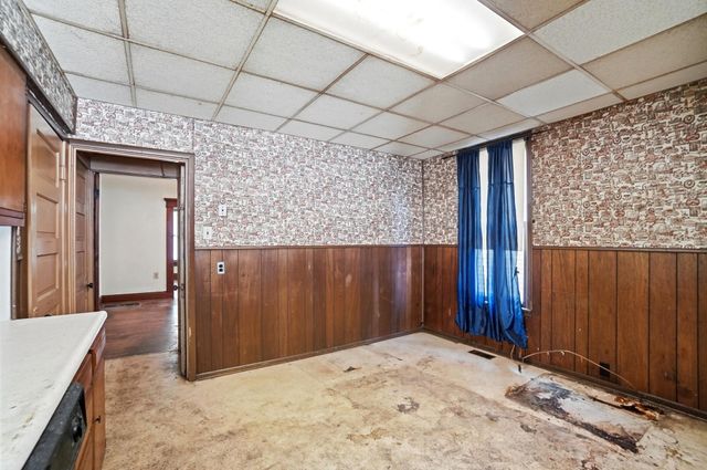 2433 N 4th Street, Columbus, OH 43202