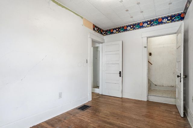 2433 N 4th Street, Columbus, OH 43202