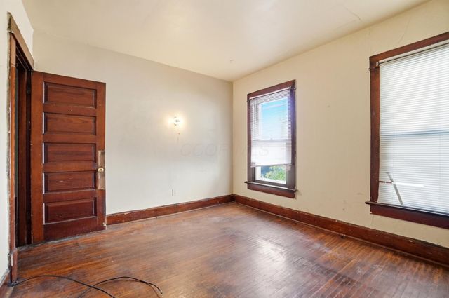 2433 N 4th Street, Columbus, OH 43202