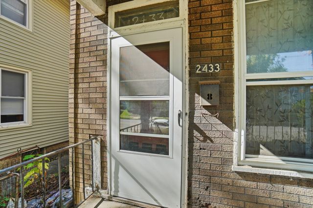 2433 N 4th Street, Columbus, OH 43202