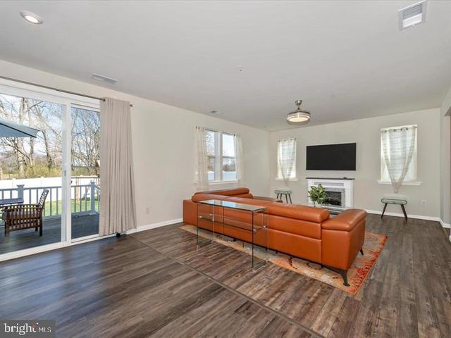 12661 BARTON DR, Hagerstown, MD 21740