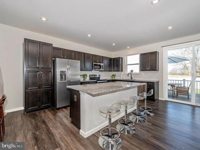 12661 BARTON DR, Hagerstown, MD 21740