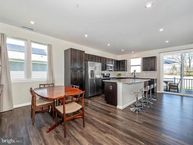 12661 BARTON DR, Hagerstown, MD 21740