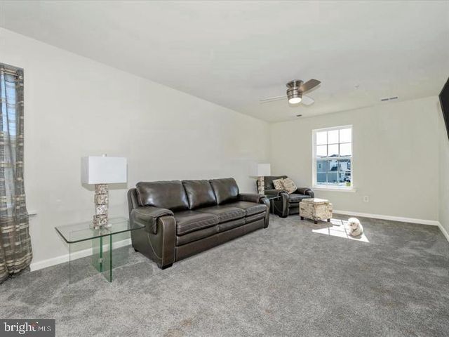 12661 BARTON DR, Hagerstown, MD 21740