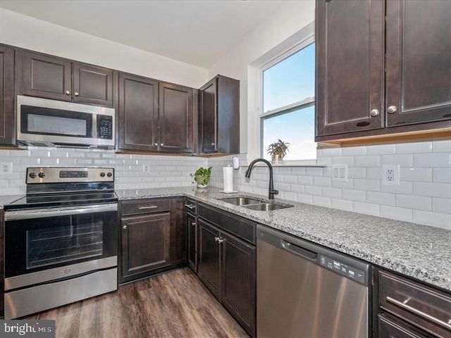 12661 BARTON DR, Hagerstown, MD 21740