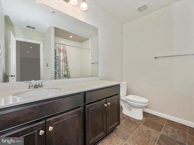 12661 BARTON DR, Hagerstown, MD 21740