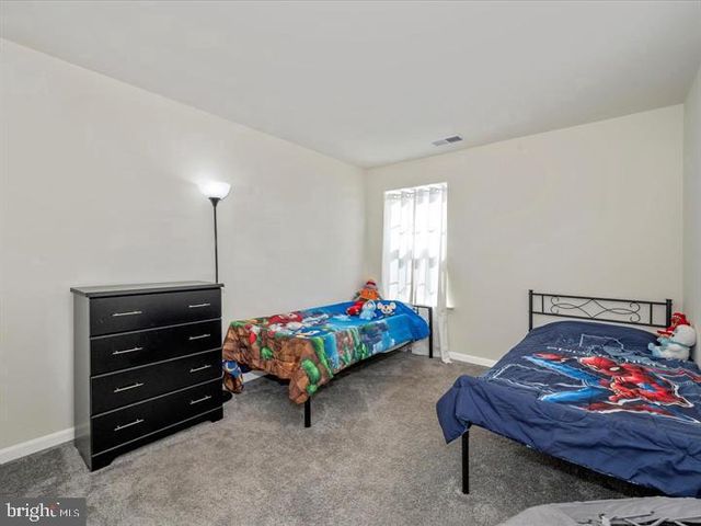 12661 BARTON DR, Hagerstown, MD 21740