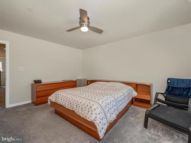 12661 BARTON DR, Hagerstown, MD 21740