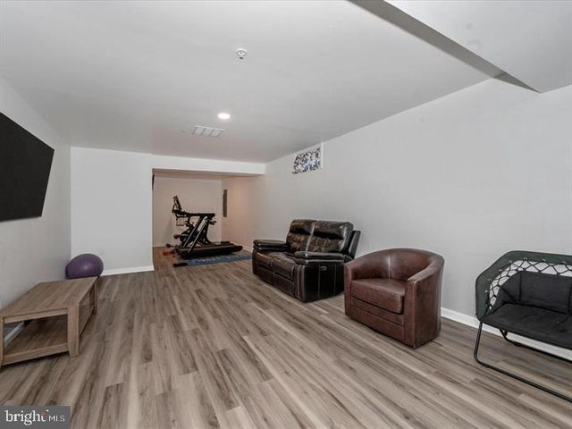 12661 BARTON DR, Hagerstown, MD 21740