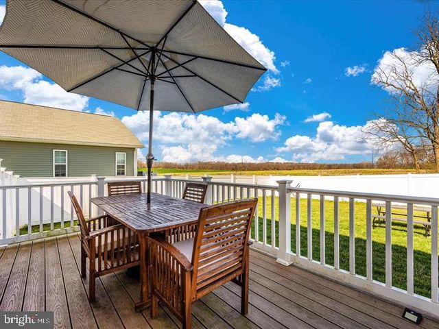 12661 BARTON DR, Hagerstown, MD 21740