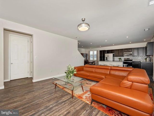 12661 BARTON DR, Hagerstown, MD 21740