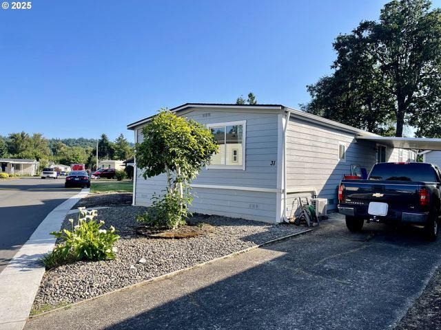 13900 Se HIGHWAY 212 31, Clackamas, OR 97015