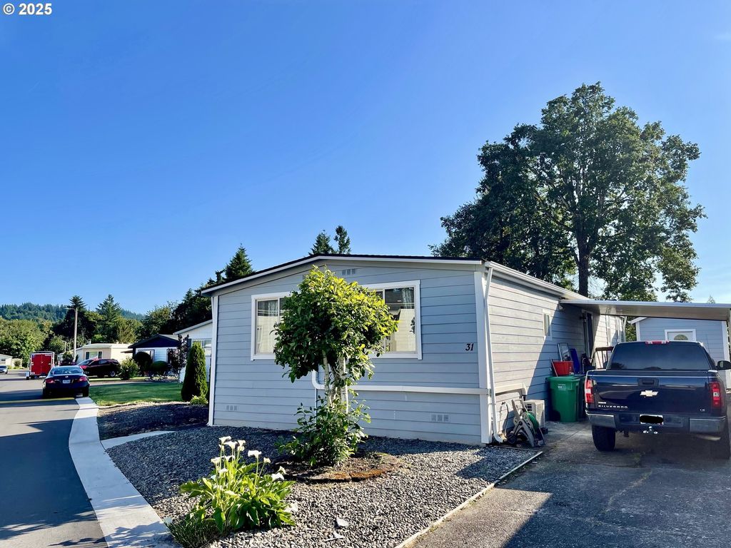 13900 Se HIGHWAY 212 31, Clackamas, OR 97015