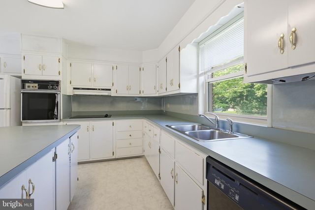 210 JUPITER RD, Newark, DE 19711