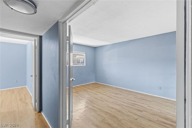 4622 Grand Drive 3, Las Vegas, NV 89169