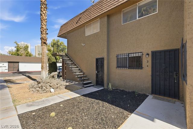4622 Grand Drive 3, Las Vegas, NV 89169