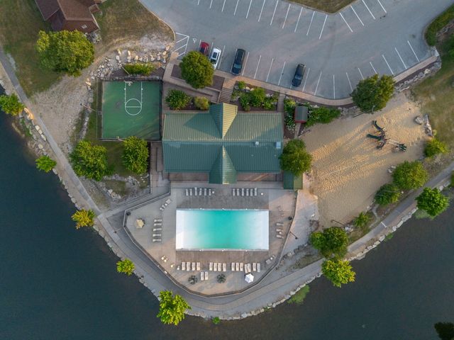 1209 Ledgestone Circle, Branson West, MO 65737