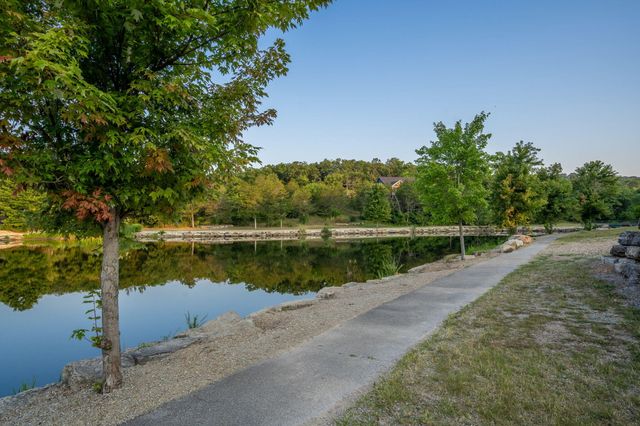 1209 Ledgestone Circle, Branson West, MO 65737