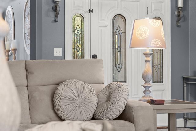 1209 Ledgestone Circle, Branson West, MO 65737