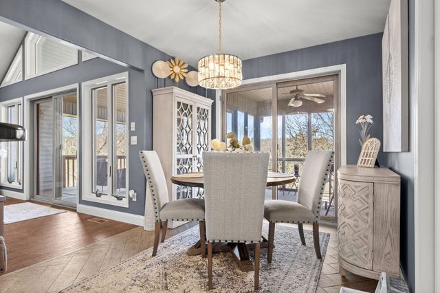 1209 Ledgestone Circle, Branson West, MO 65737