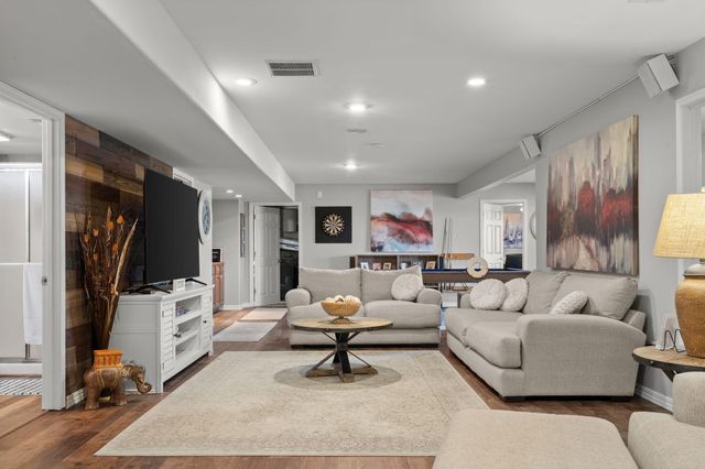 1209 Ledgestone Circle, Branson West, MO 65737