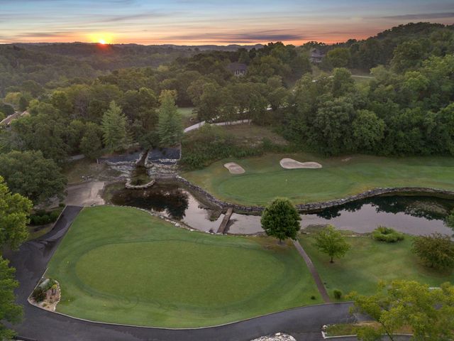 1209 Ledgestone Circle, Branson West, MO 65737