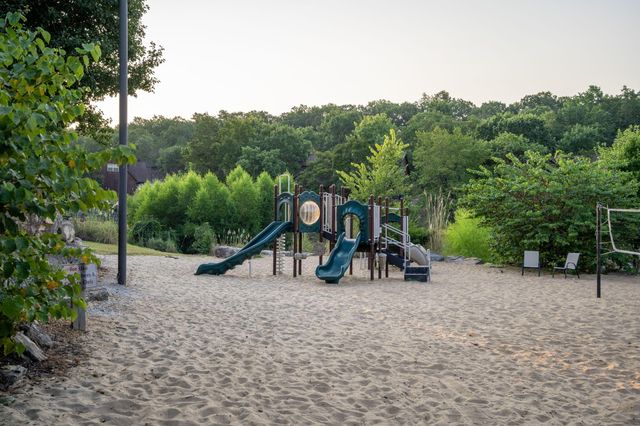 1209 Ledgestone Circle, Branson West, MO 65737