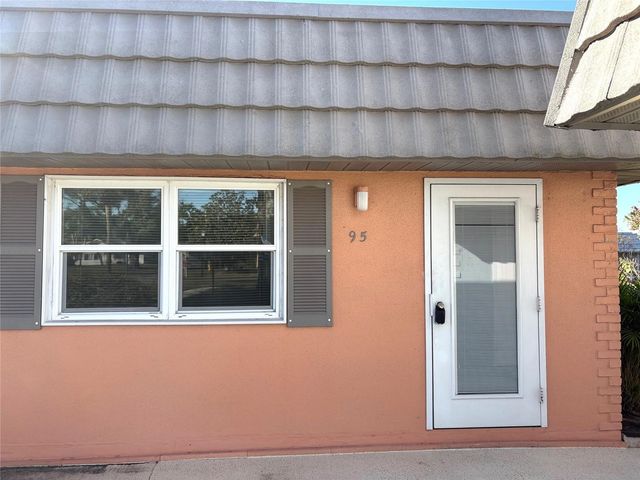201 BEDFORD STREET 95, Sun City Center, FL 33573