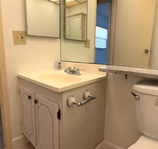 201 BEDFORD STREET 95, Sun City Center, FL 33573