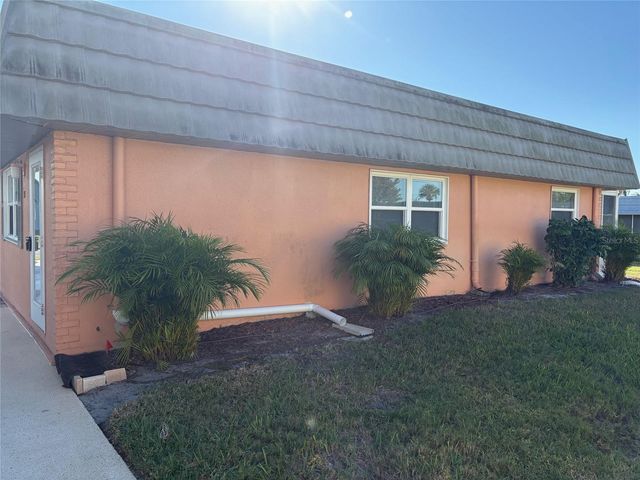 201 BEDFORD STREET 95, Sun City Center, FL 33573