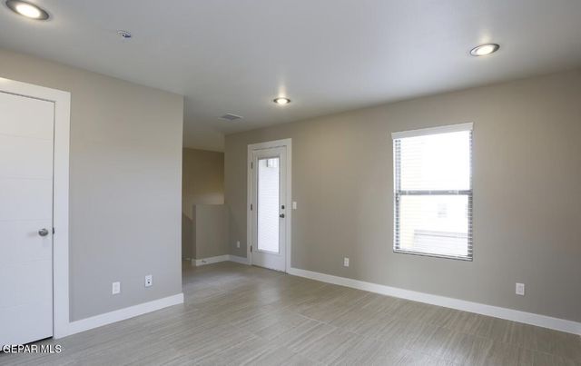 410 Thorn Avenue D4, El Paso, TX 79912