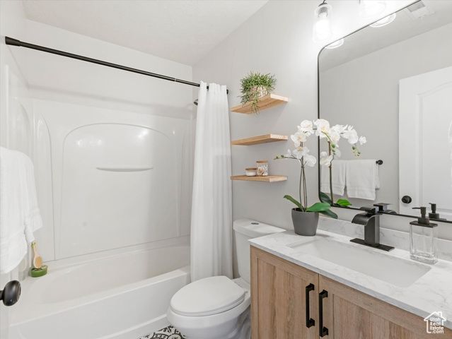 14775 S FALKLAND CV, Draper, UT 84020