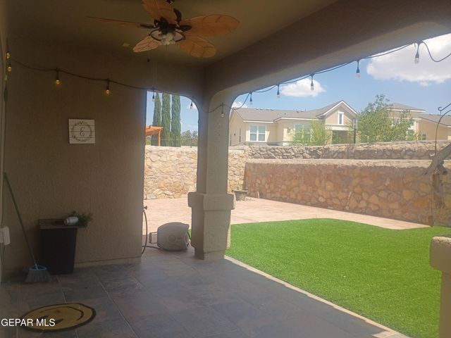 7612 Dawnlight Lane, El Paso, TX 79911