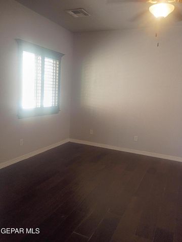 7612 Dawnlight Lane, El Paso, TX 79911