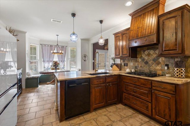 4007 Chapel Ridge, Tyler, TX 75707
