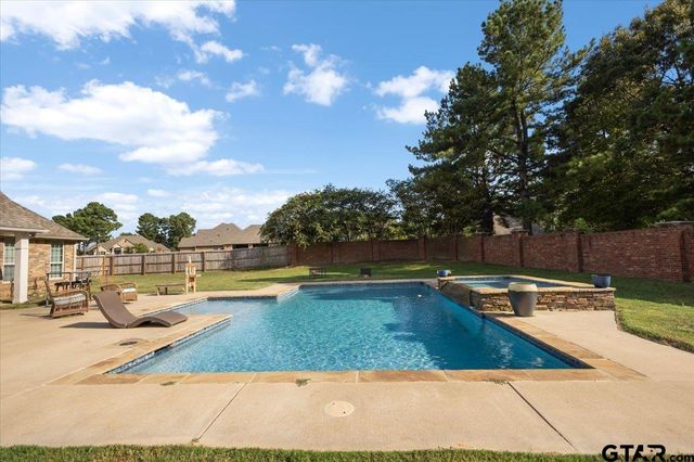 4007 Chapel Ridge, Tyler, TX 75707