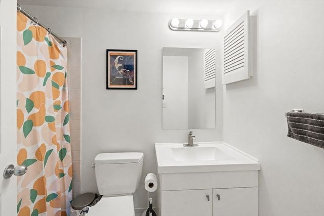 170 Gore St 417, Cambridge, MA 02141