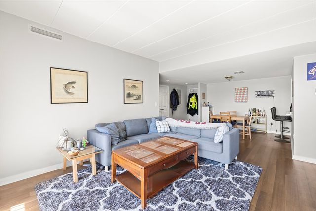 170 Gore St 417, Cambridge, MA 02141