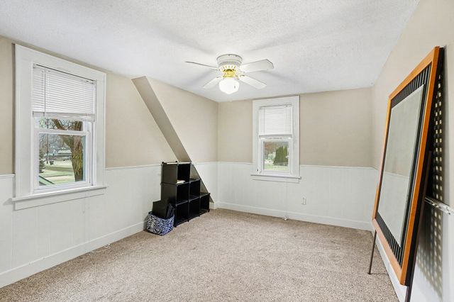 529 Pinecrest Street, Holland Twp, MI 49424