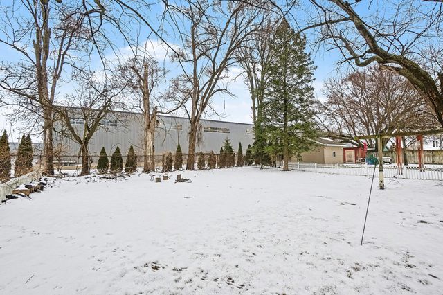 529 Pinecrest Street, Holland Twp, MI 49424