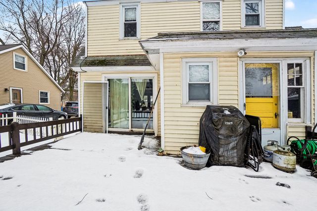 529 Pinecrest Street, Holland Twp, MI 49424