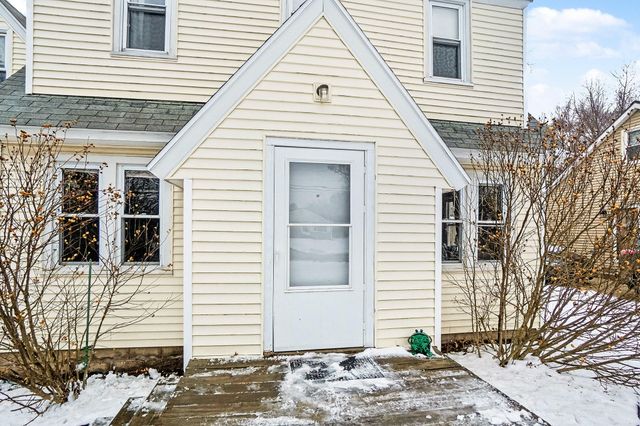 529 Pinecrest Street, Holland Twp, MI 49424