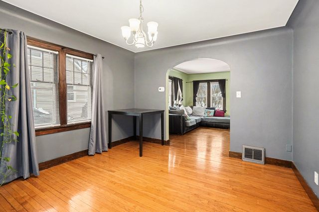 529 Pinecrest Street, Holland Twp, MI 49424