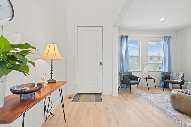 1285 E GRANTHAM WAY, Kaysville, UT 84037