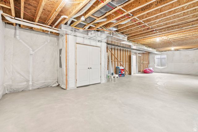 1285 E GRANTHAM WAY, Kaysville, UT 84037