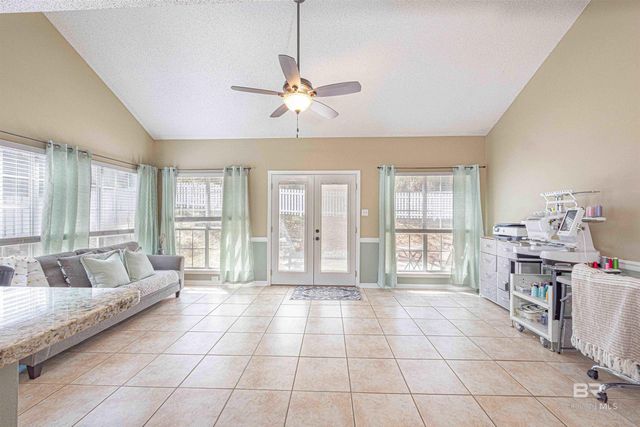 689 Ridgewood Drive, Daphne, AL 36526