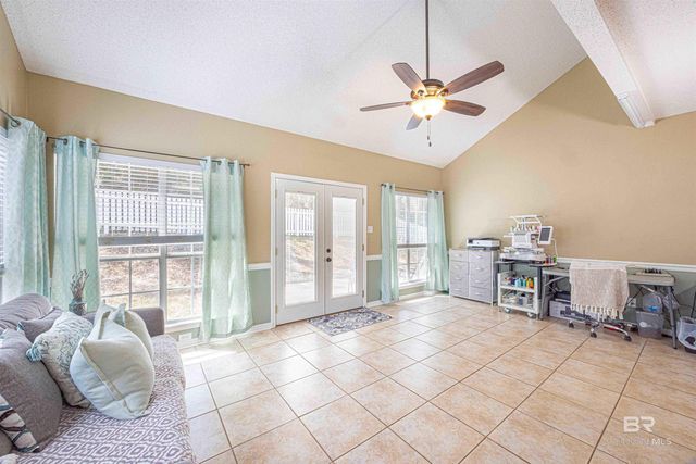689 Ridgewood Drive, Daphne, AL 36526